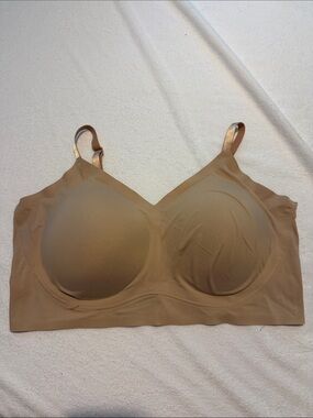 True & Co. Seamless Beige Nude Bra